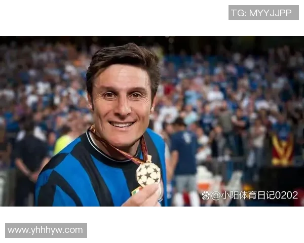 《世界足球巨星的光辉轨迹探秘高难度球技背后的传奇人物》