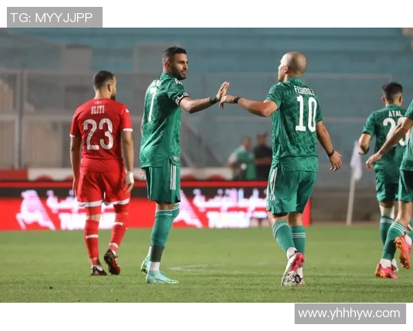 全球足球天王之争:揭秘当今五大最强球员的巅峰表现与传奇故事 全球足球天王之争:揭秘当今五大最强球员的巅峰表现与传奇故事