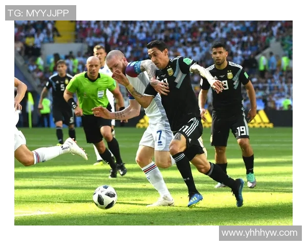 冰岛铁血足球防守核心成长之路与坚韧意志全面解读 冰岛铁血足球防守核心成长之路与坚韧意志全面解读