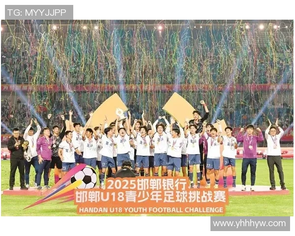 球星对决一对一足球赛挑战赛：巅峰对抗展现独特魅力